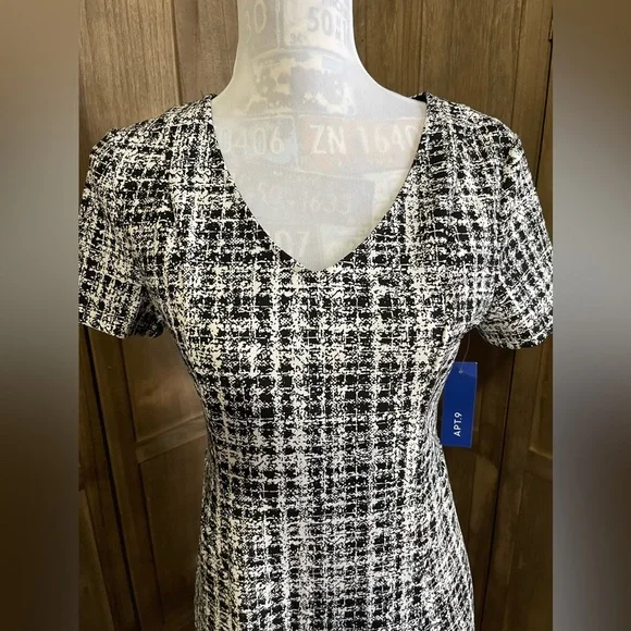 NWT Apt. 9 Mineral Black Dress. - Picture 2 of 6